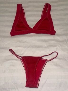 Minimale Animale Magenta Red Bikini Set